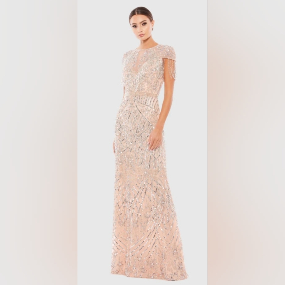 Mac duggal Embellished Fringe Cap Sleeve Trumpet Gown Size 10 & 18 platinum 4715